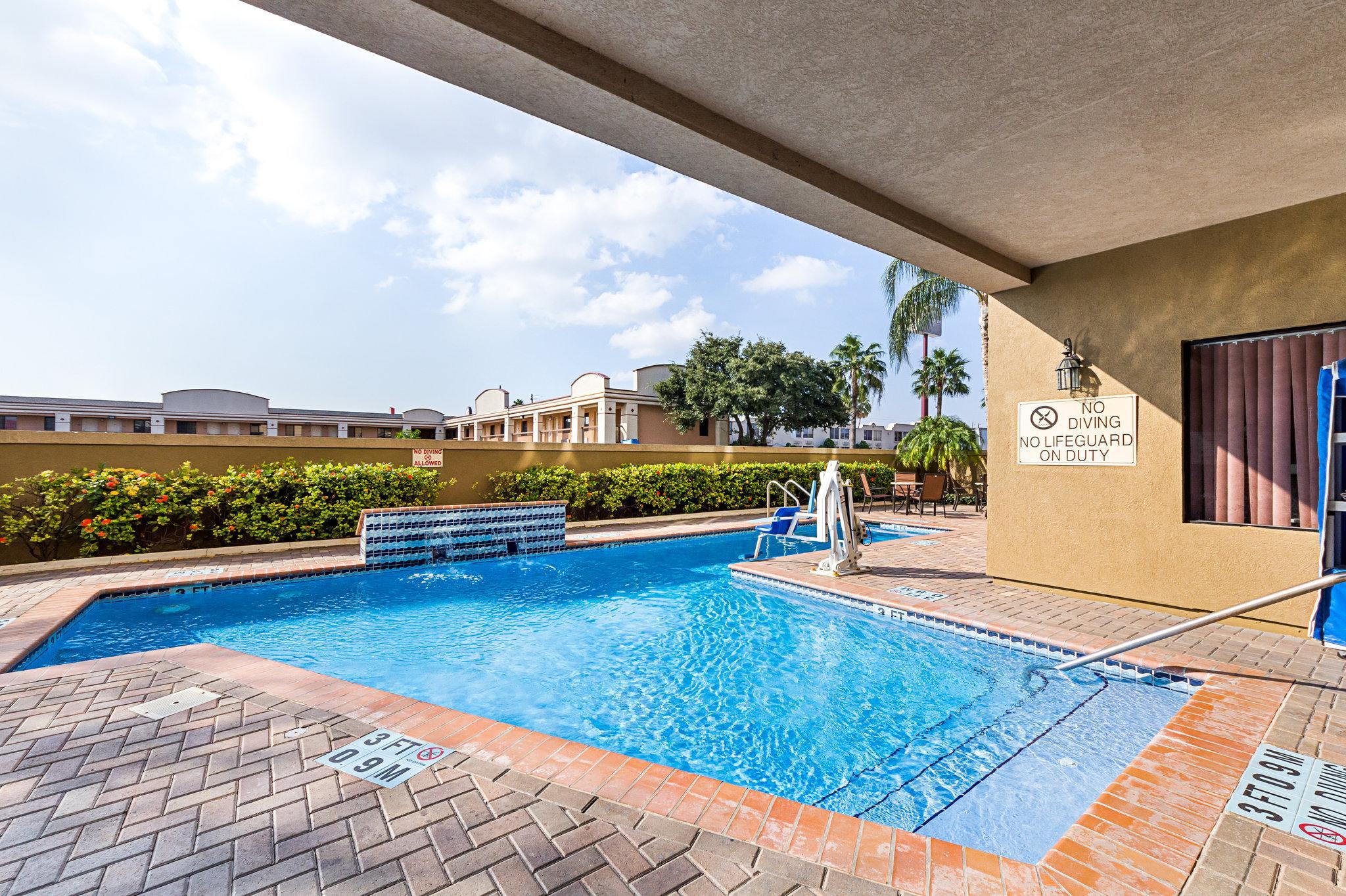 Hotel Comfort At Plaza Mall McAllen