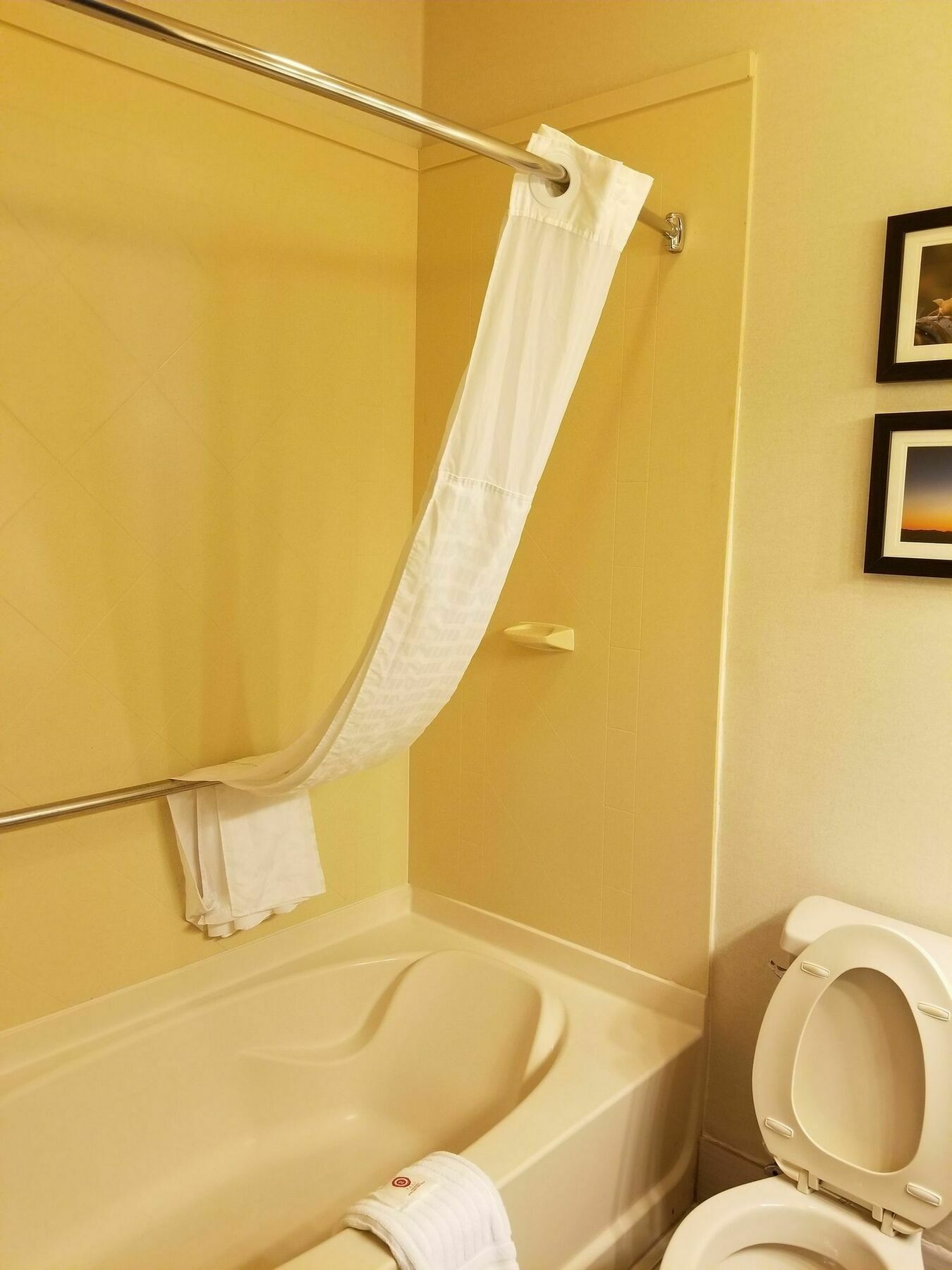 Hotel Comfort At Plaza Mall 3*
